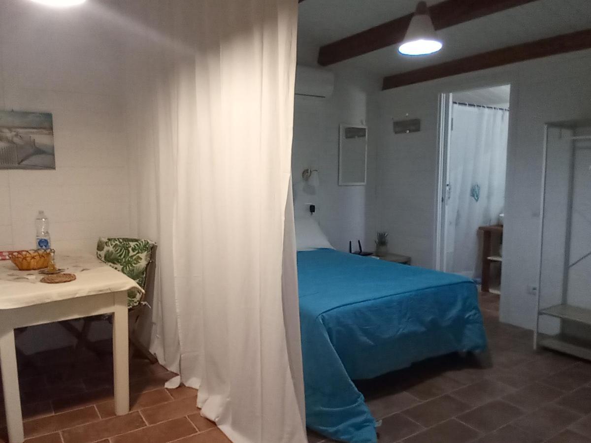 Domus Antiga Appartamenti San Giovanni Suèrgiu Eksteriør billede